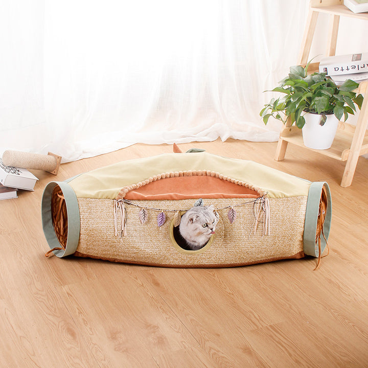 Red Litter Roll Totoro Drilling Hole Interactive Pet Toy